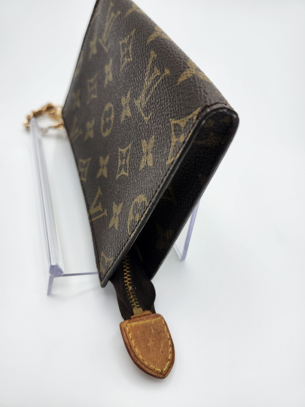 Authentic Preloved Louis Vuitton Brown Monogram Poche Toilette Chain Wristlet - Picture 7 of 13